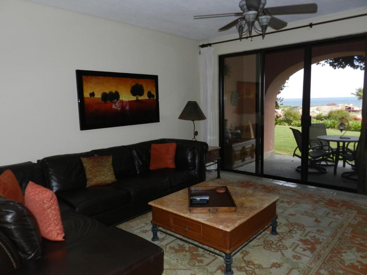 Condominios La Tortuga - Ocean Front photo