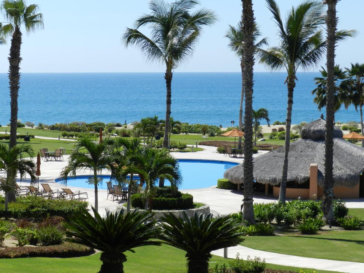 Condominios La Tortuga - Ocean Front photo