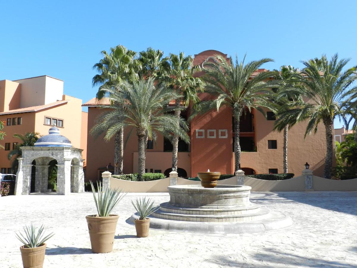 Condominios La Tortuga - Ocean Front photo
