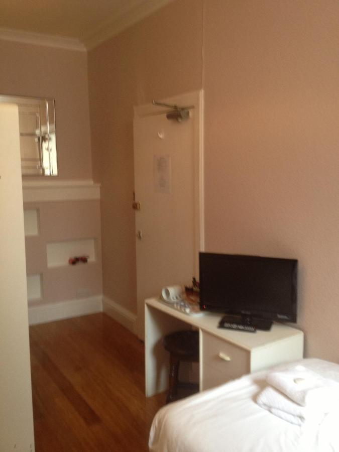 Standard Single Room with Shower