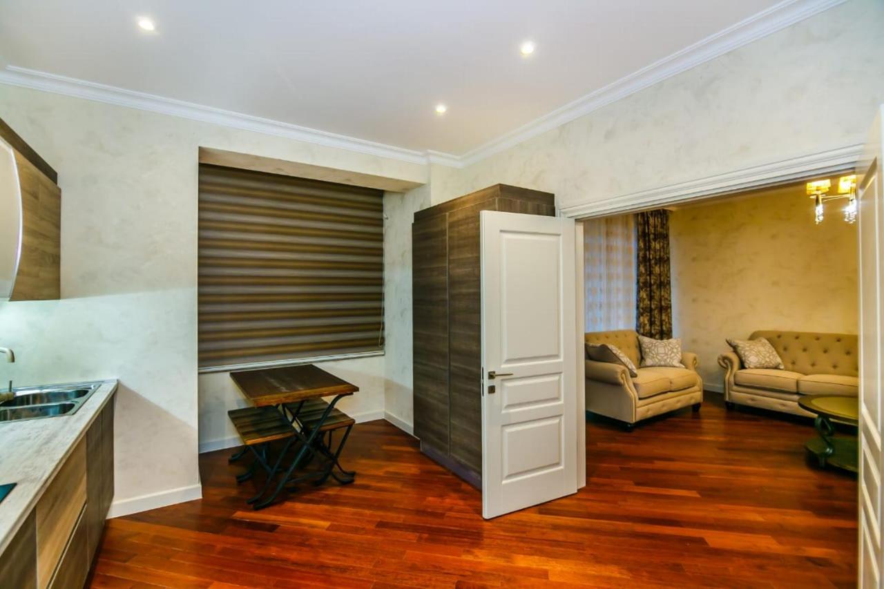 Lux Family Apartment in City Center photo