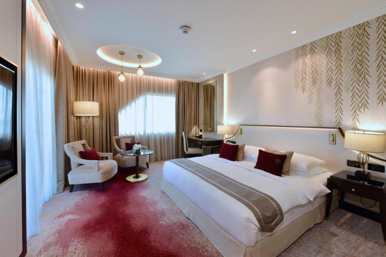 Mövenpick Hotel Bahrain photo