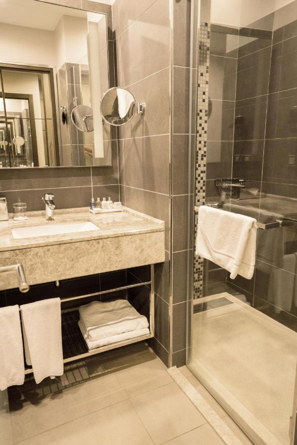 Radisson Blu Hotel, Abidjan Airport photo