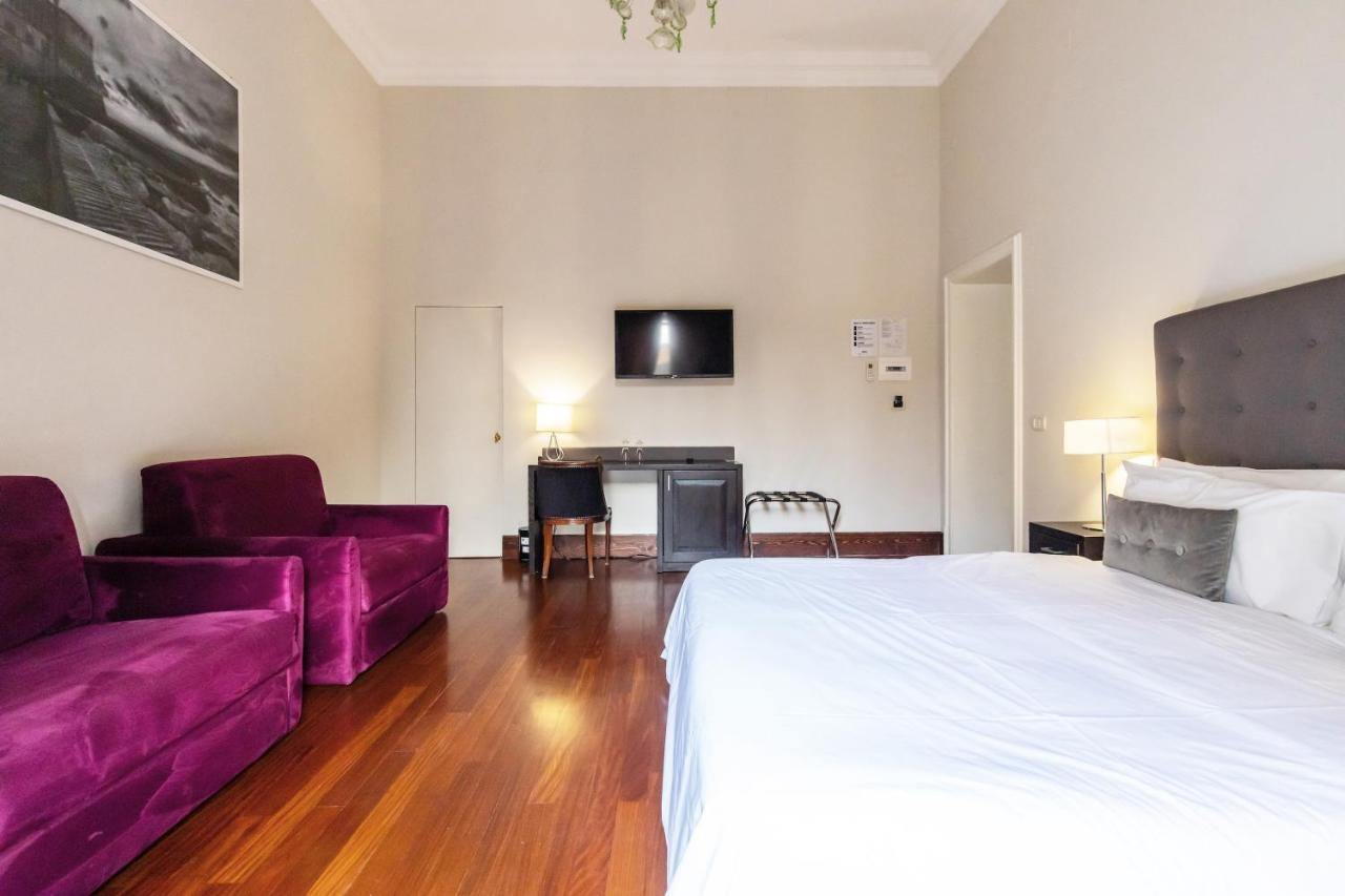 Gramsci Suites - 5