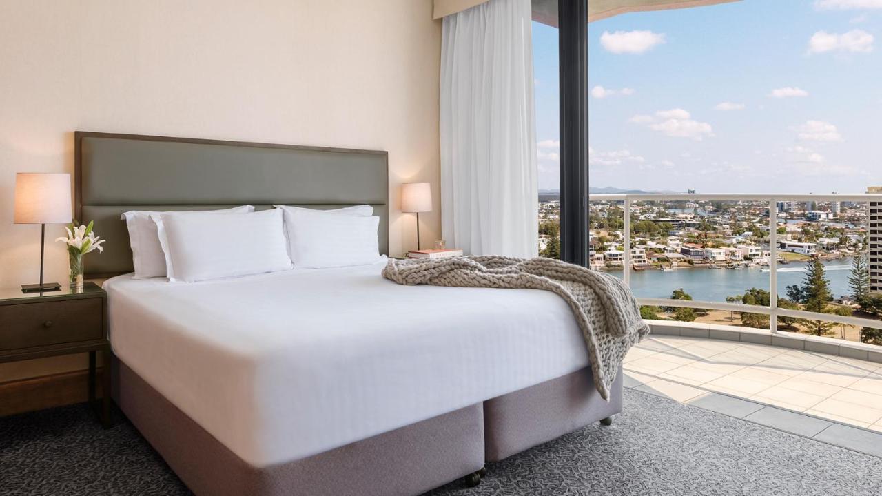 Oaks Gold Coast Hotel photo
