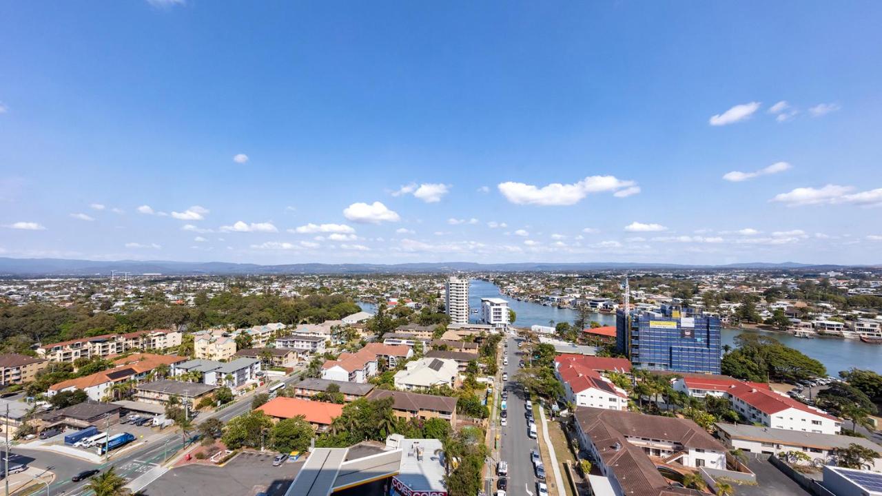 Oaks Gold Coast Hotel photo