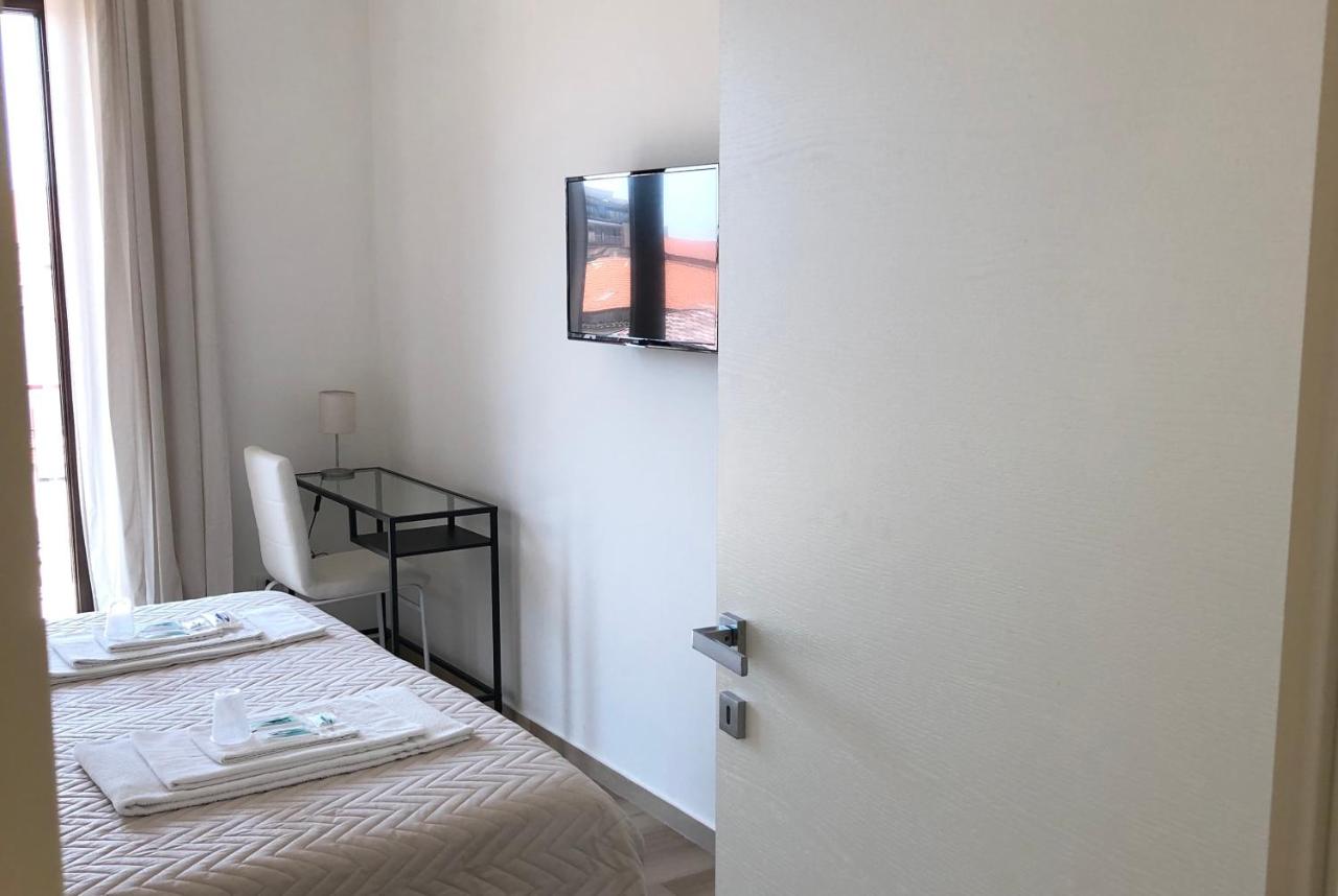 LOFT12 - Luxury Apt. photo