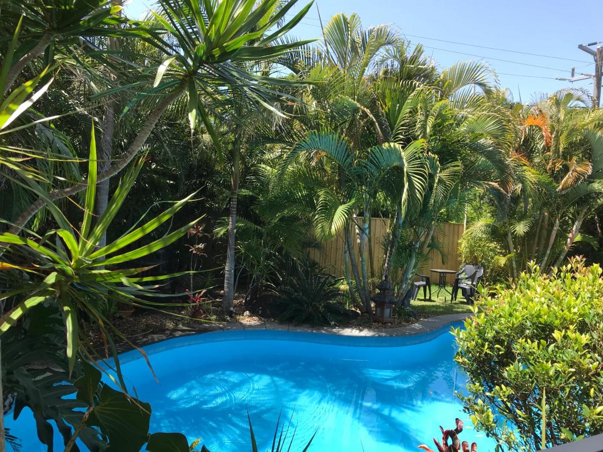 Image: Tallow Beach Motel