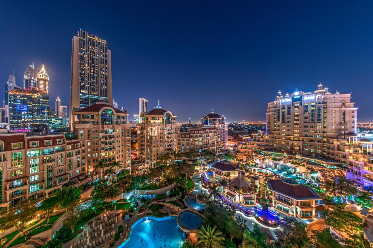 Swissôtel Al Murooj Dubai photo