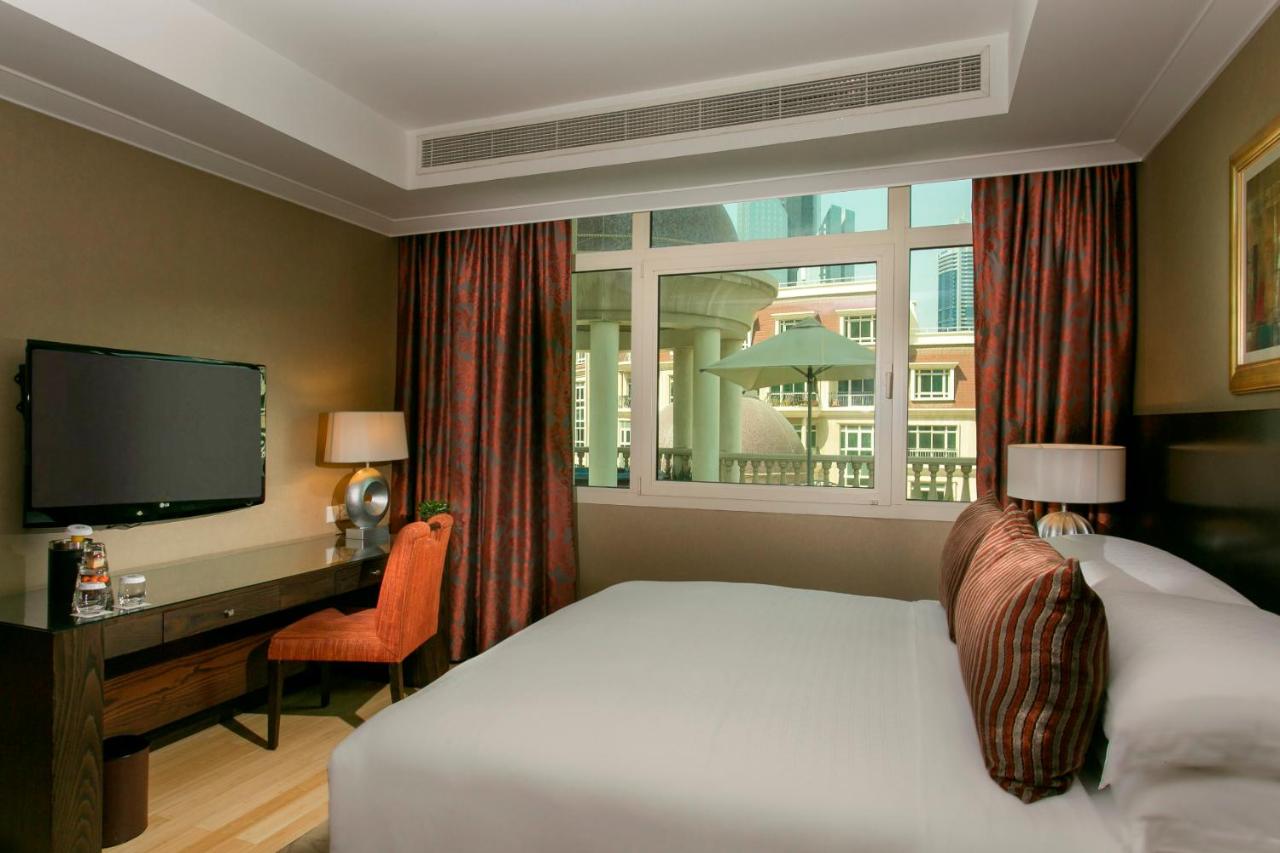 Swissôtel Al Murooj Dubai photo