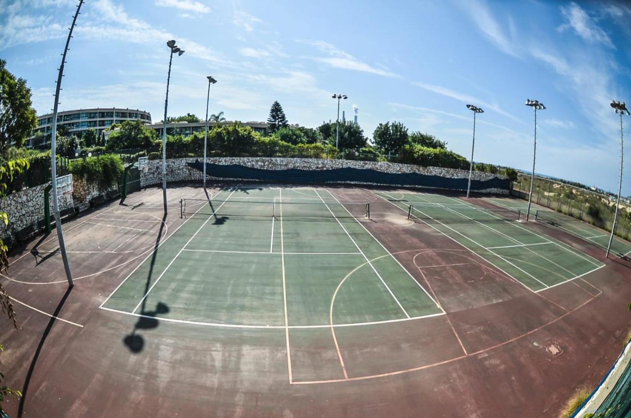 Tennis court: Suite Marina Caesarea