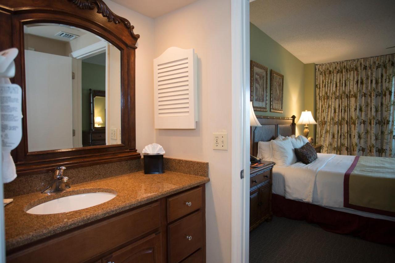 Vanderbilt Beach Resort — photo 11