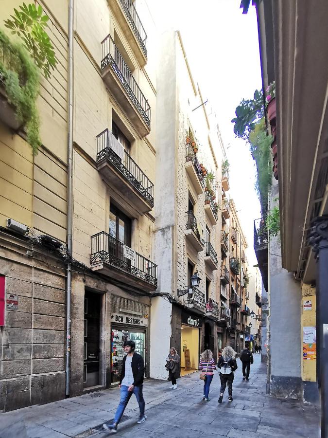 ClassBedroom Gothic Ramblas Apartments, Barcelona – Updated ...