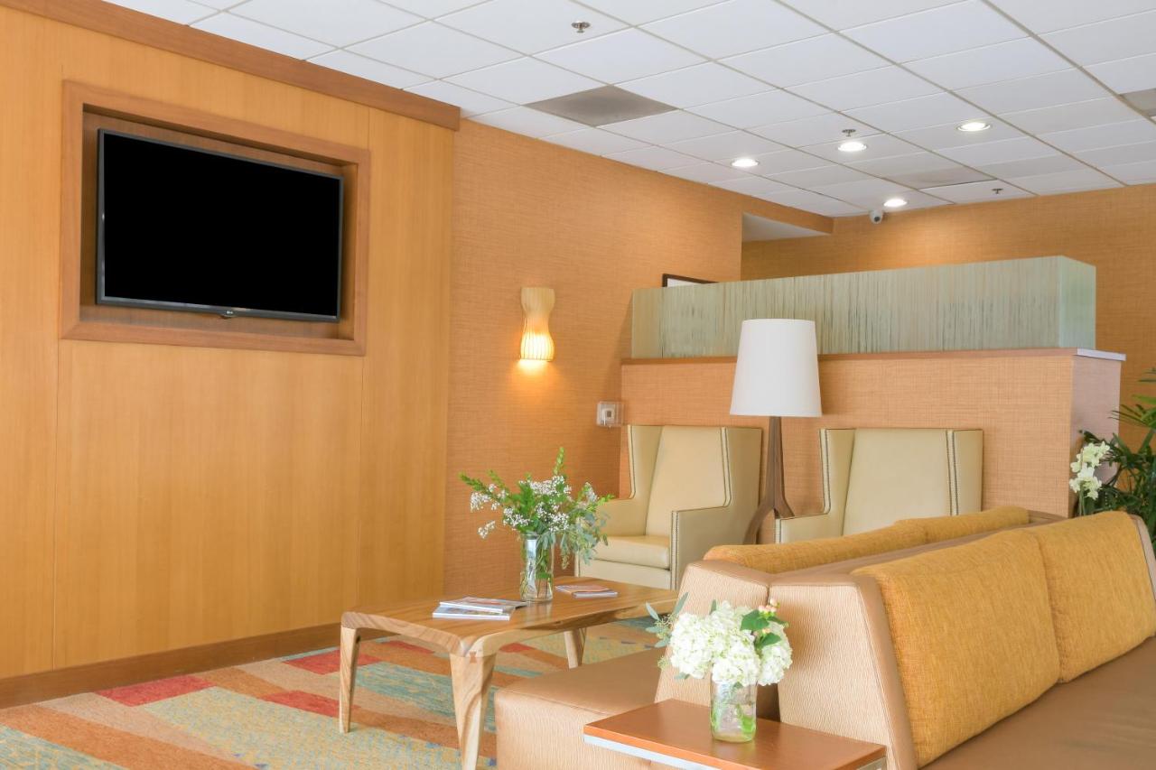 Gateway Hotel Santa Monica - 5