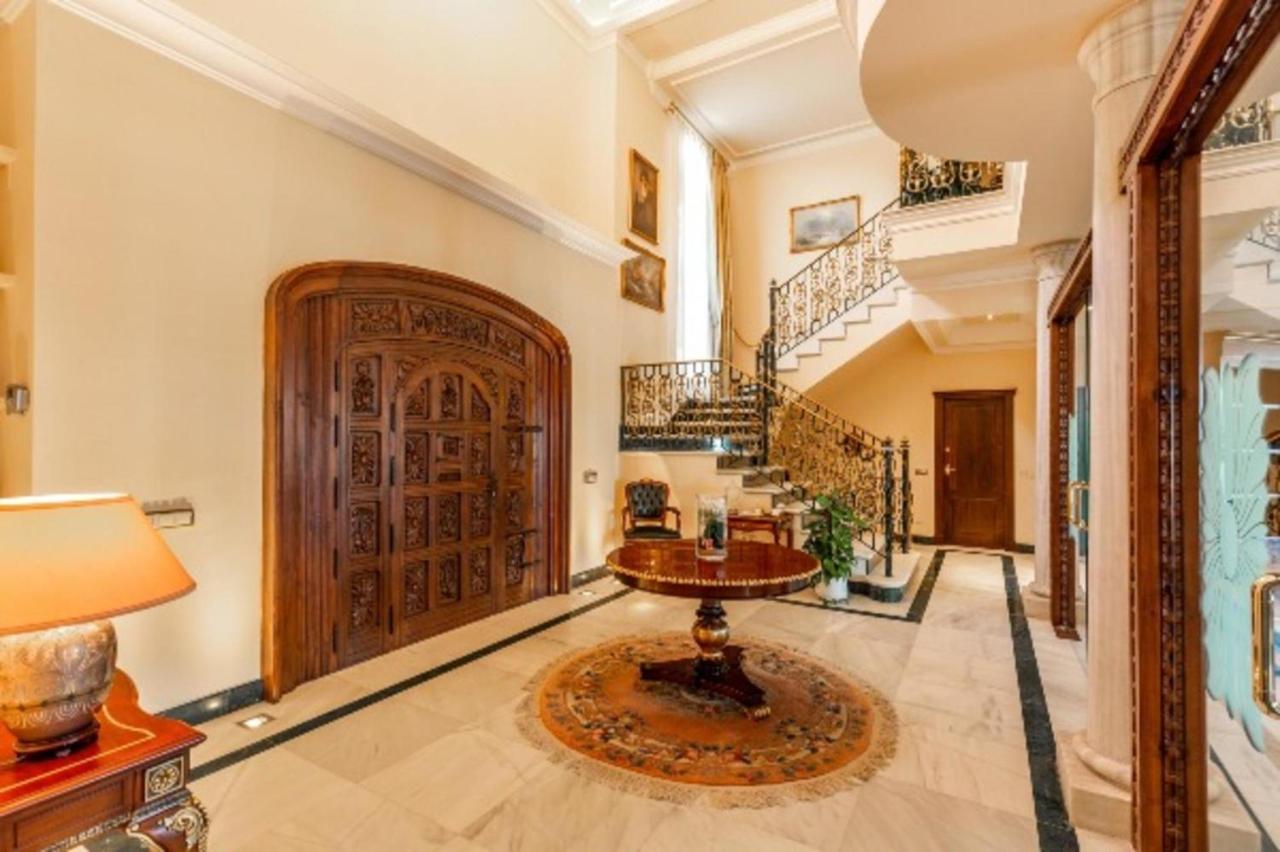 TOP QUALITY VILLA SIERRA BLANCA THE MOST DISIRABLE AREA ON ...