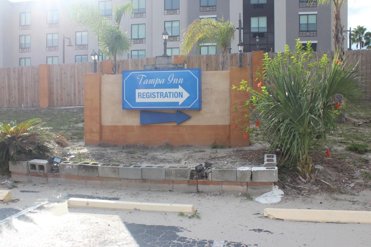 Tampa 8 Inn — photo 23