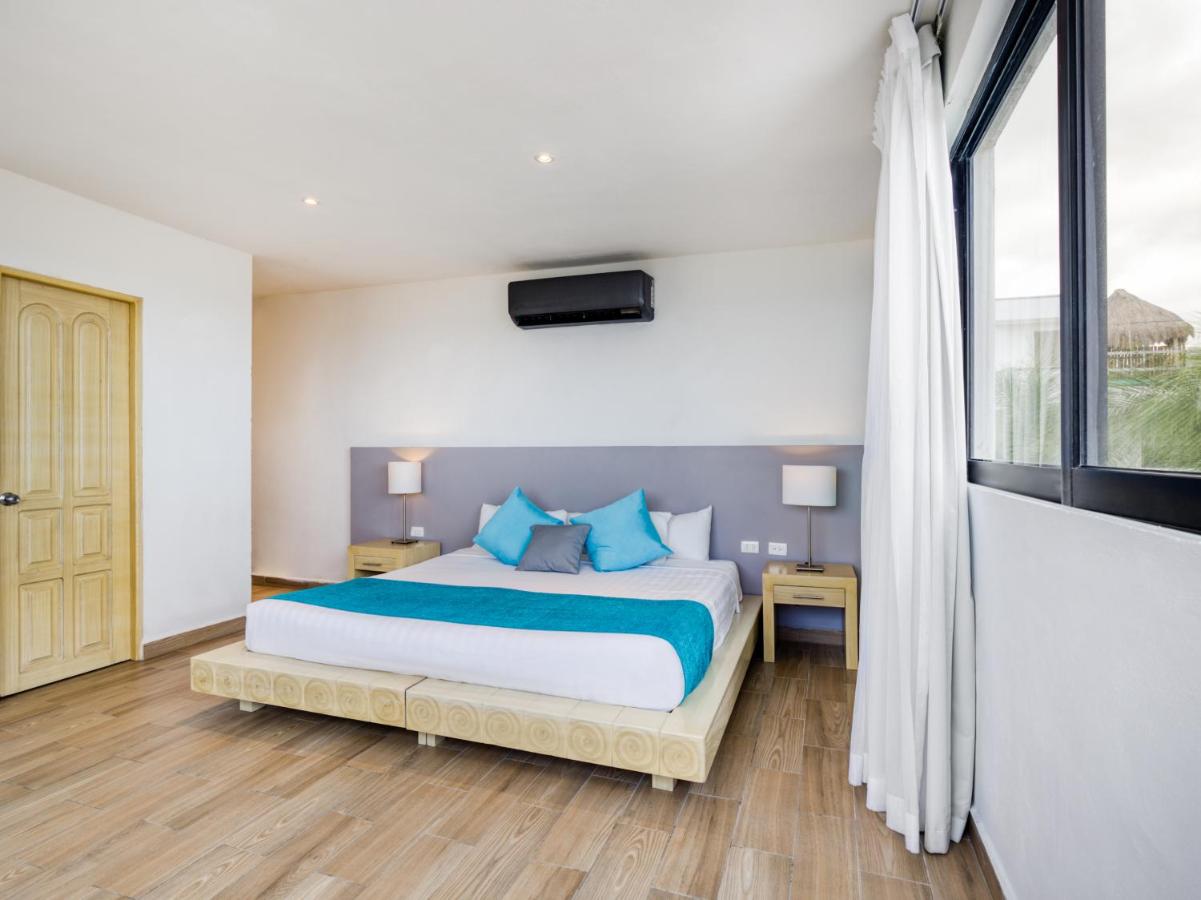Hotel Ojo De Agua photo