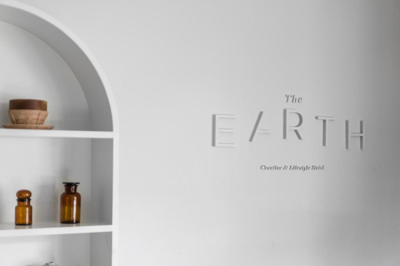 Earth Motel & Cafe — photo 12