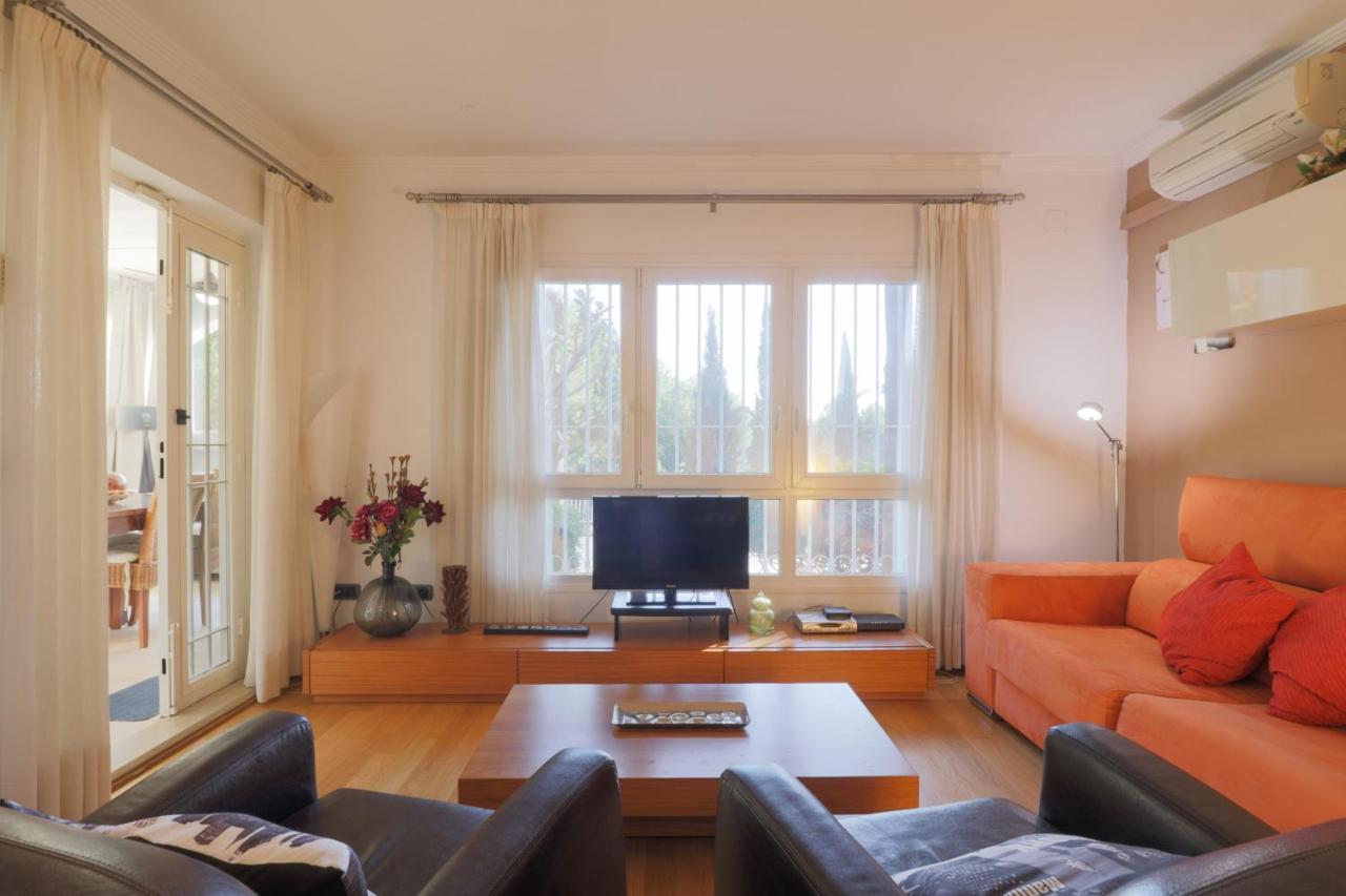 Apartamento con 3 piscinas vistas al Mar (España Málaga ...