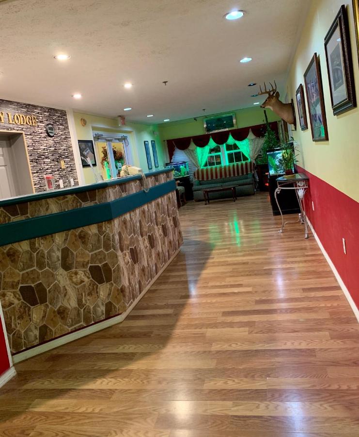 Holiday Lodge — photo 12