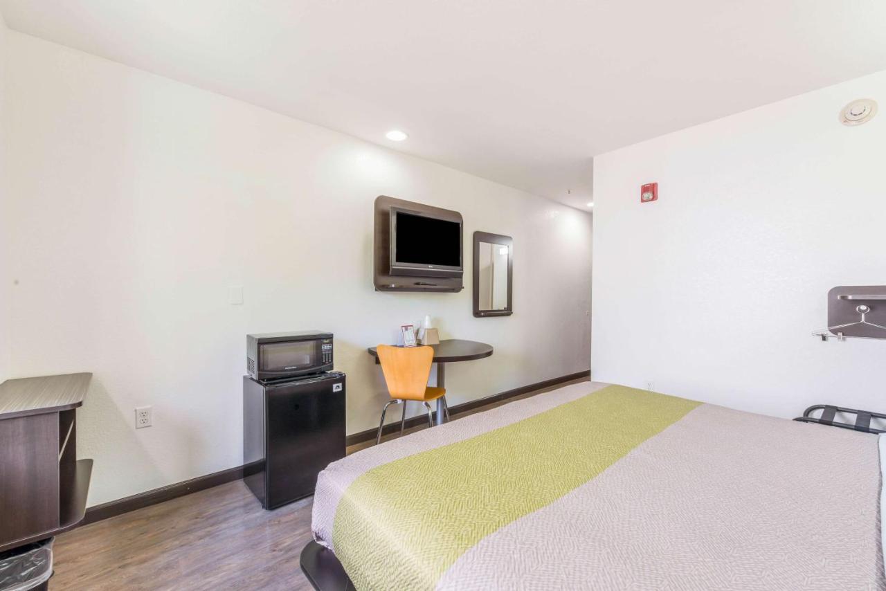 Midtown Motor Inn - Gastonia — photo 16
