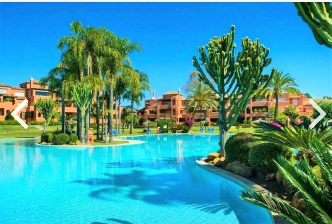 ALHAMBRA DEL GOLF BEACH APARTMENT ESTEPONA ...