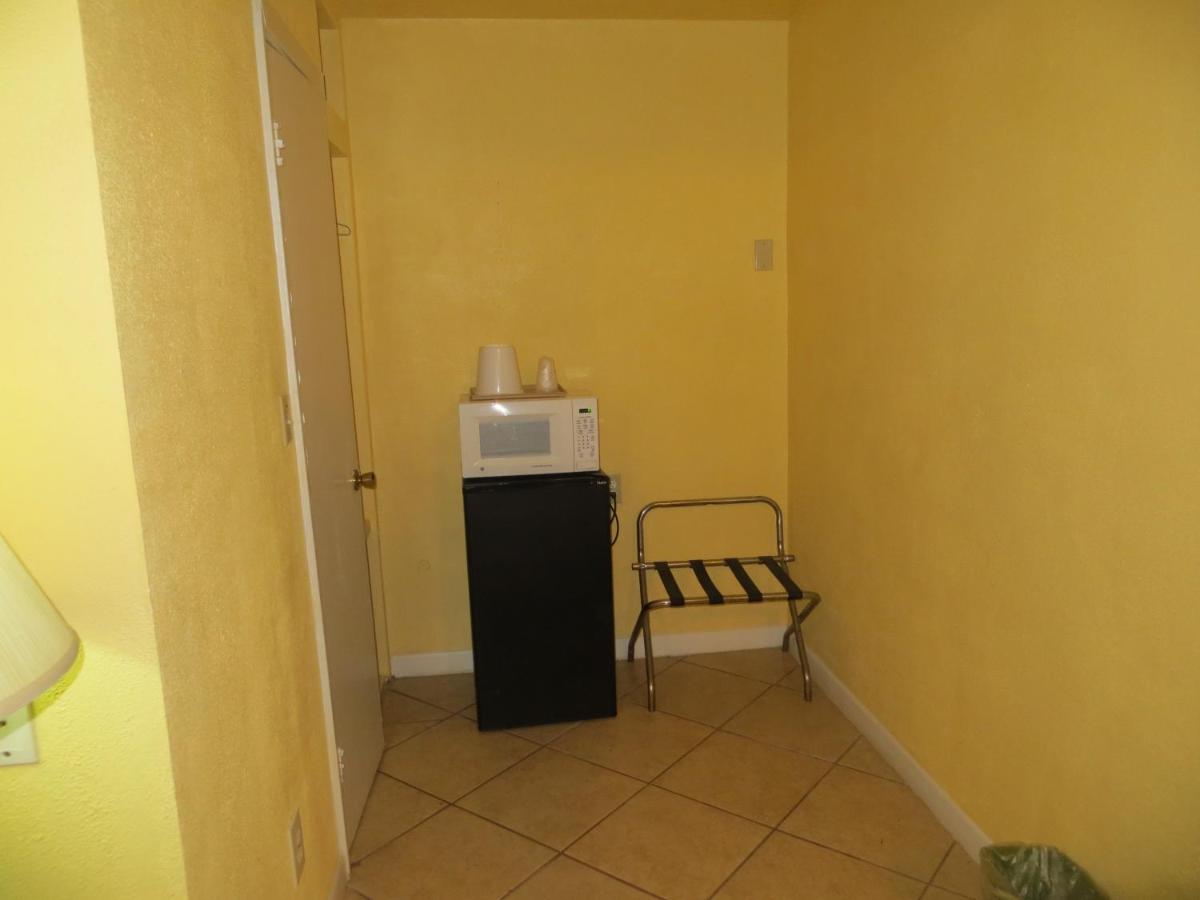 Cottonwood Inn Motel — photo 11