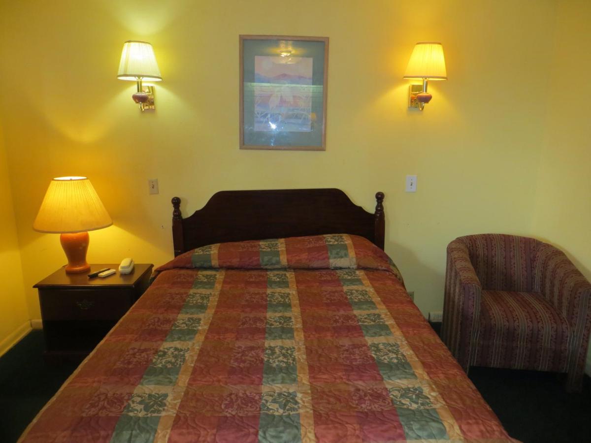 Cottonwood Inn Motel — photo 9