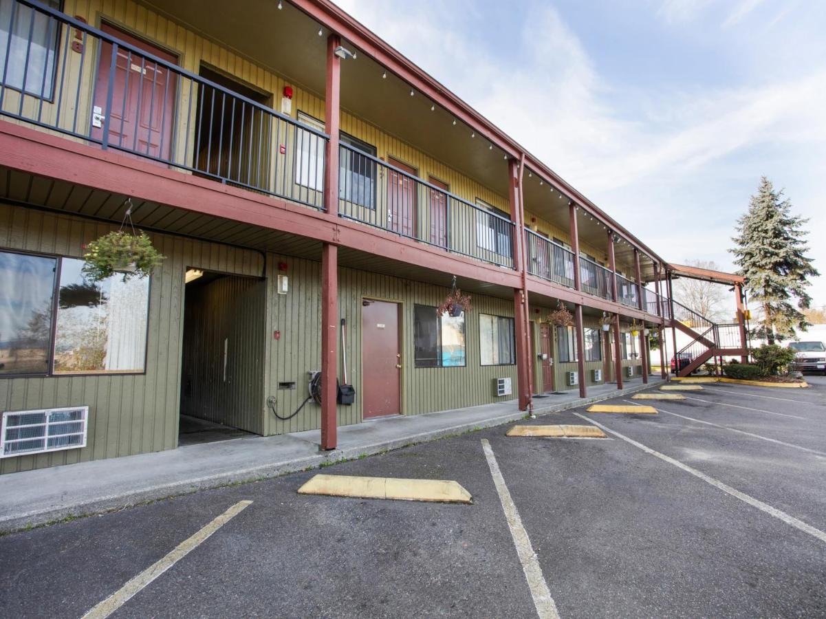 Arlington Motor Inn — photo 24
