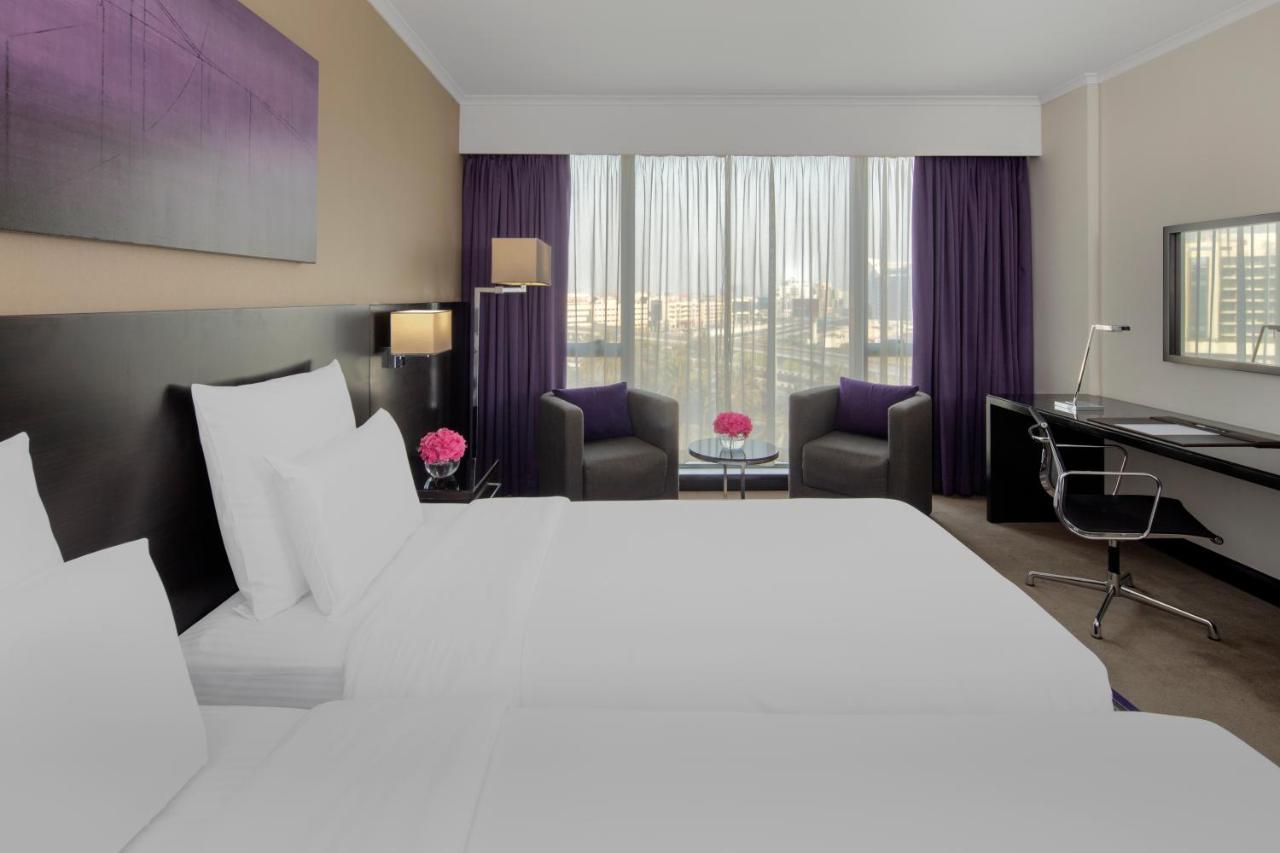 Pullman Dubai Creek City Centre photo