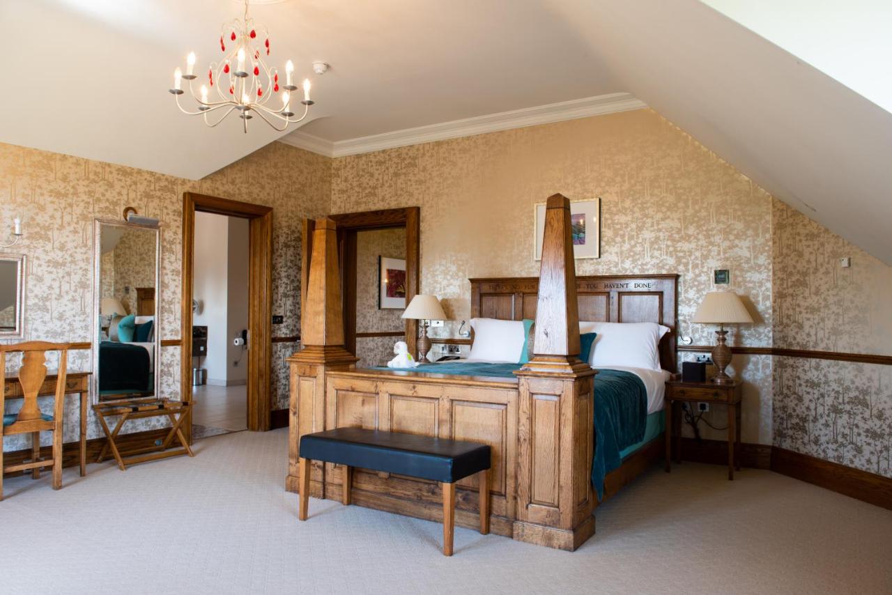 South Lodge Hotel - Laterooms