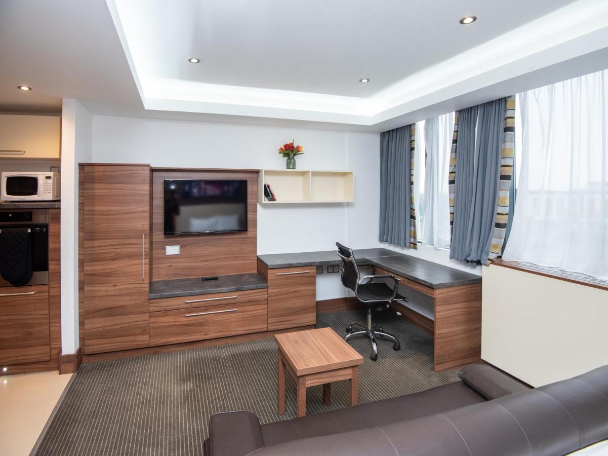 Livin' Serviced Apartments photo
