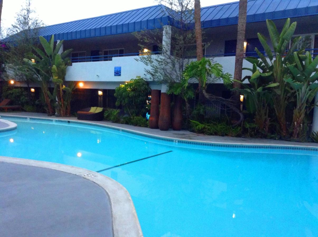 Hotel Current — photo 13