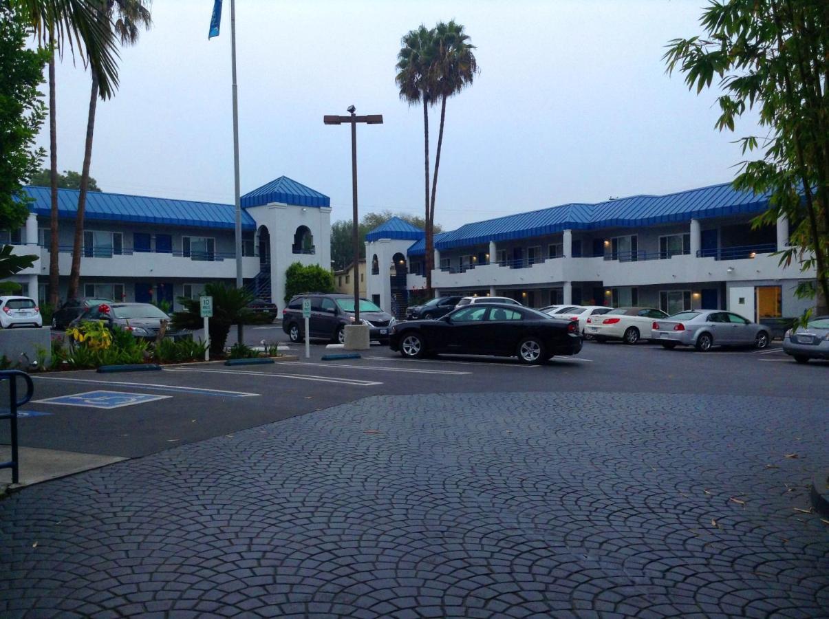 Hotel Current — photo 7