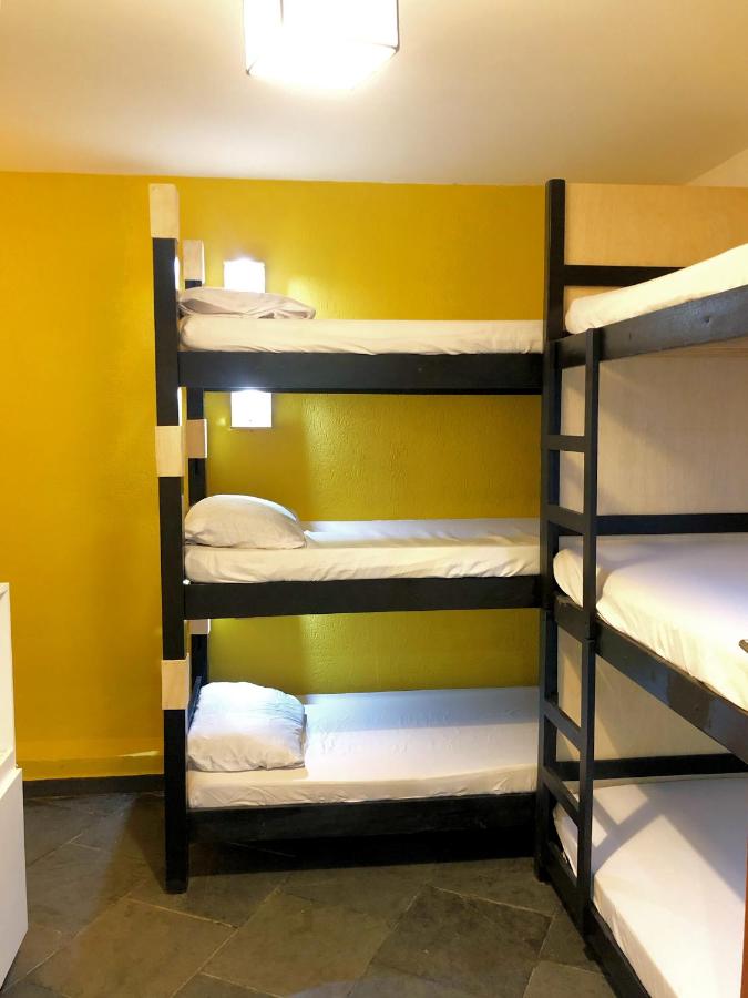 Por el Mundo Hostel photo
