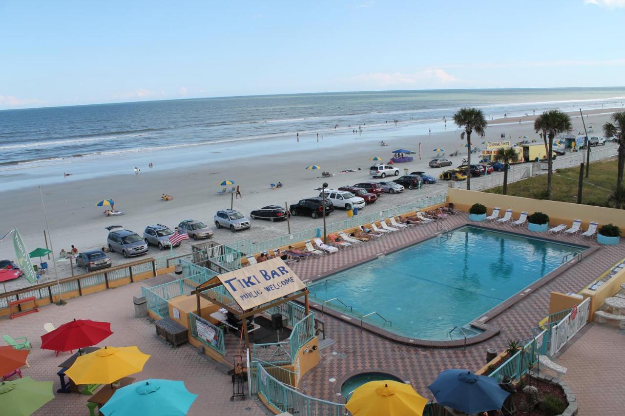 Heated swimming pool: Fountain Beach Resort - Daytona Beach