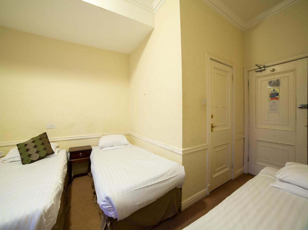 George Hotel Stoke - Laterooms