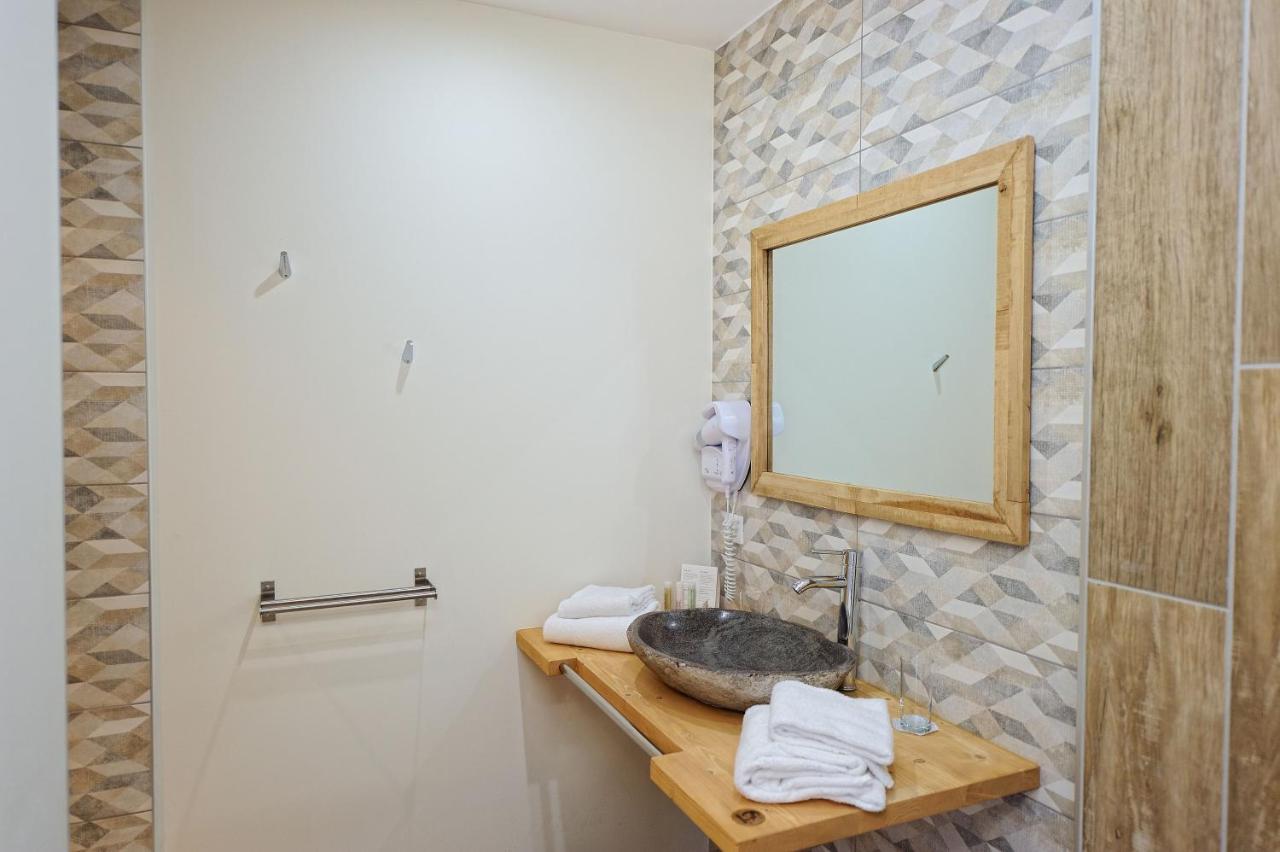 Hotel Le Tourisme photo