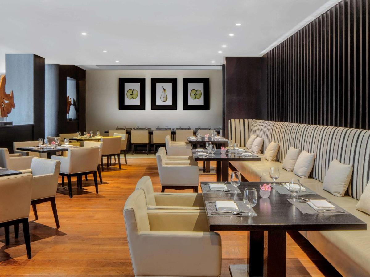Pullman Dubai Creek City Centre photo