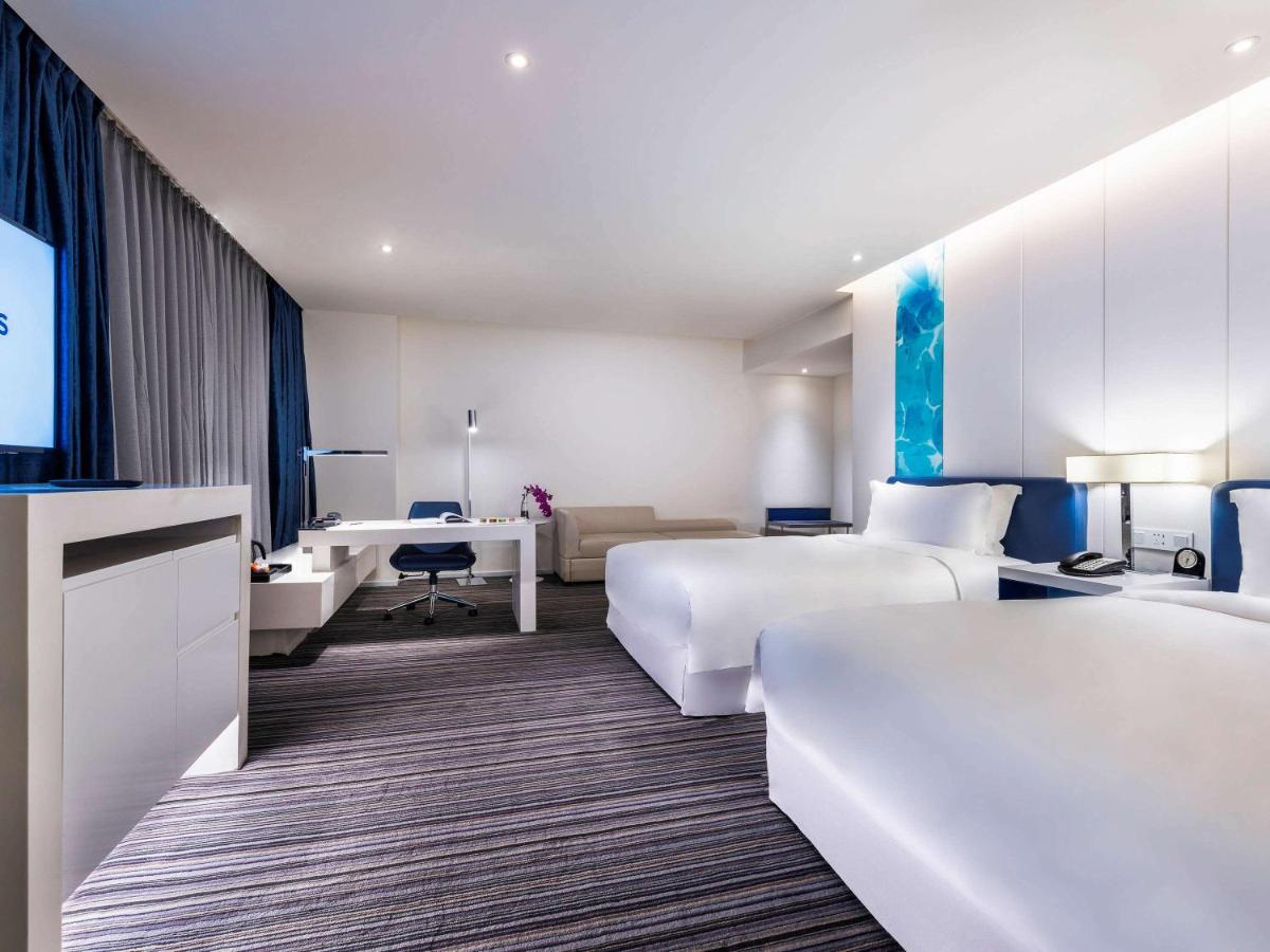 Grand Mercure Shanghai Century Park (Formerly Radisson Blu Hotel Pudong Century Park) photo