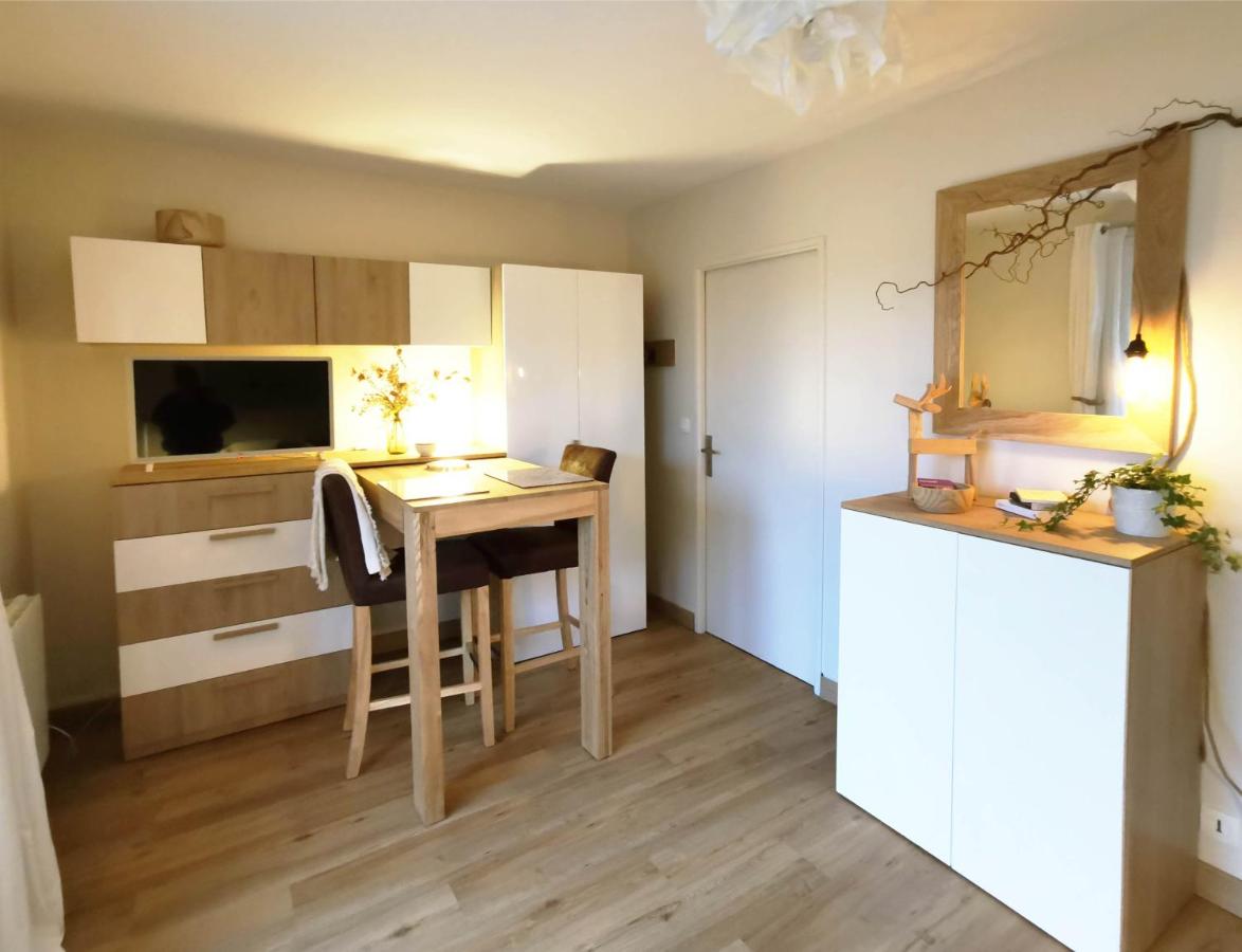 Cote Sud フランス シュヴルーズ Booking Com