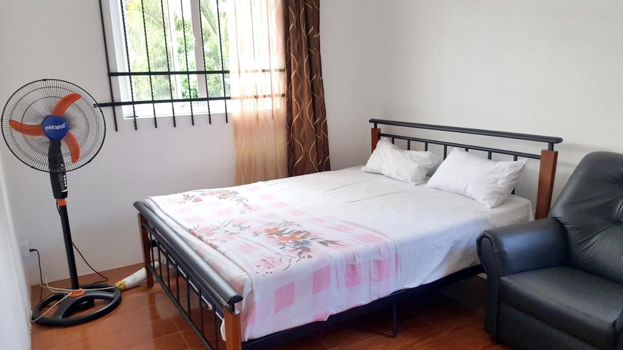 Charming apartment in Flic en Flac, 65 m², shared pool