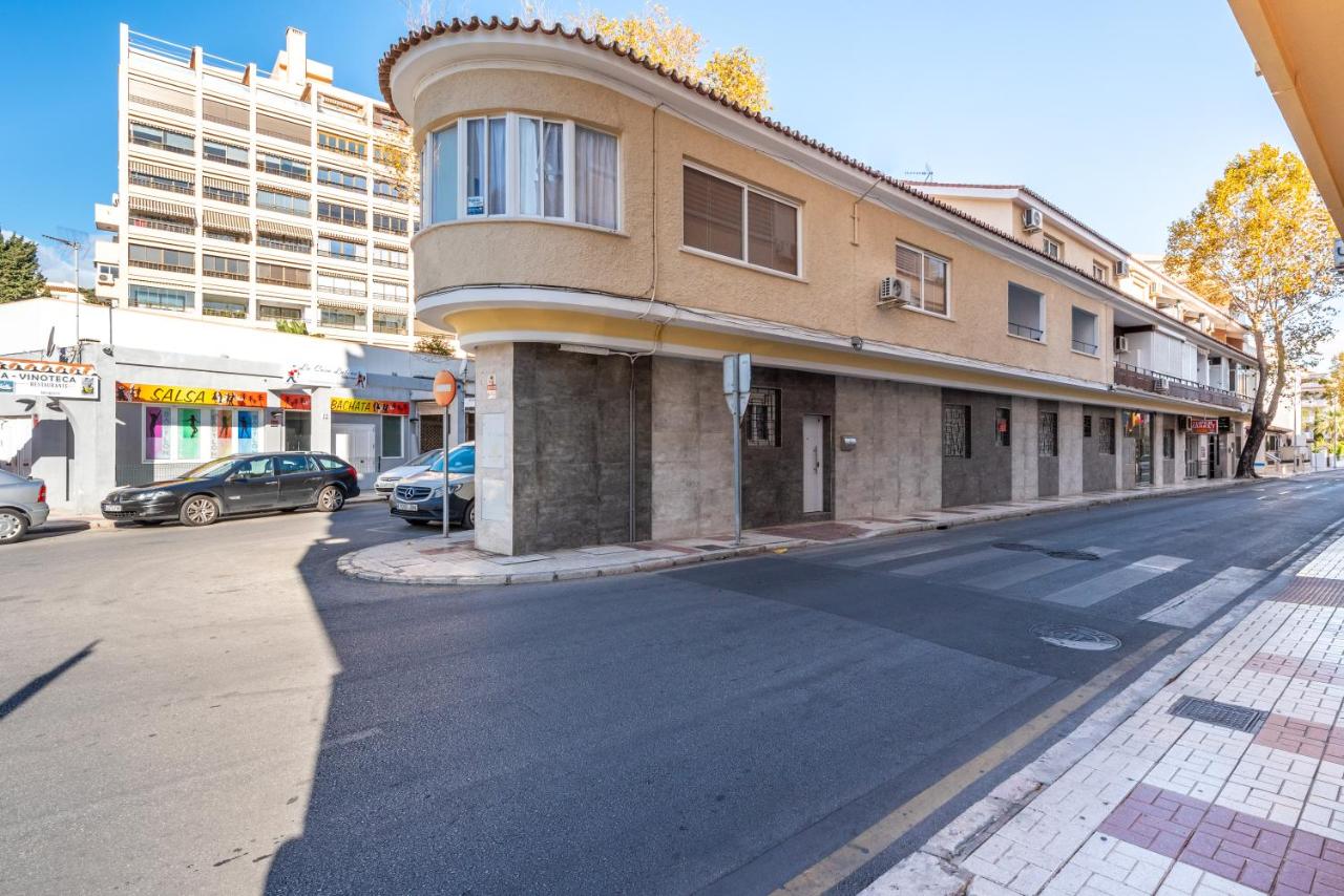 Apartment Carihuela 5, Torremolinos, Spain - Booking.com