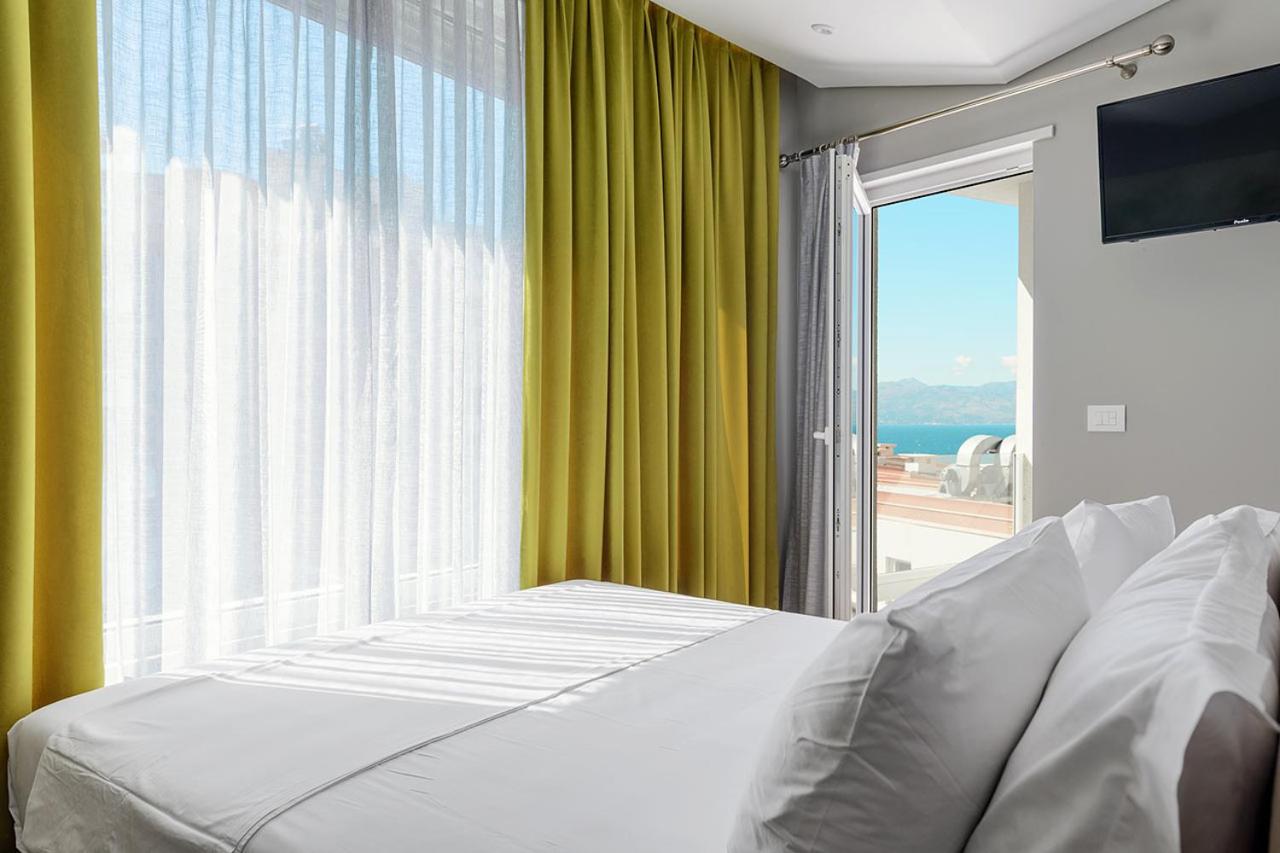 Bougainville Bay Hotel photo