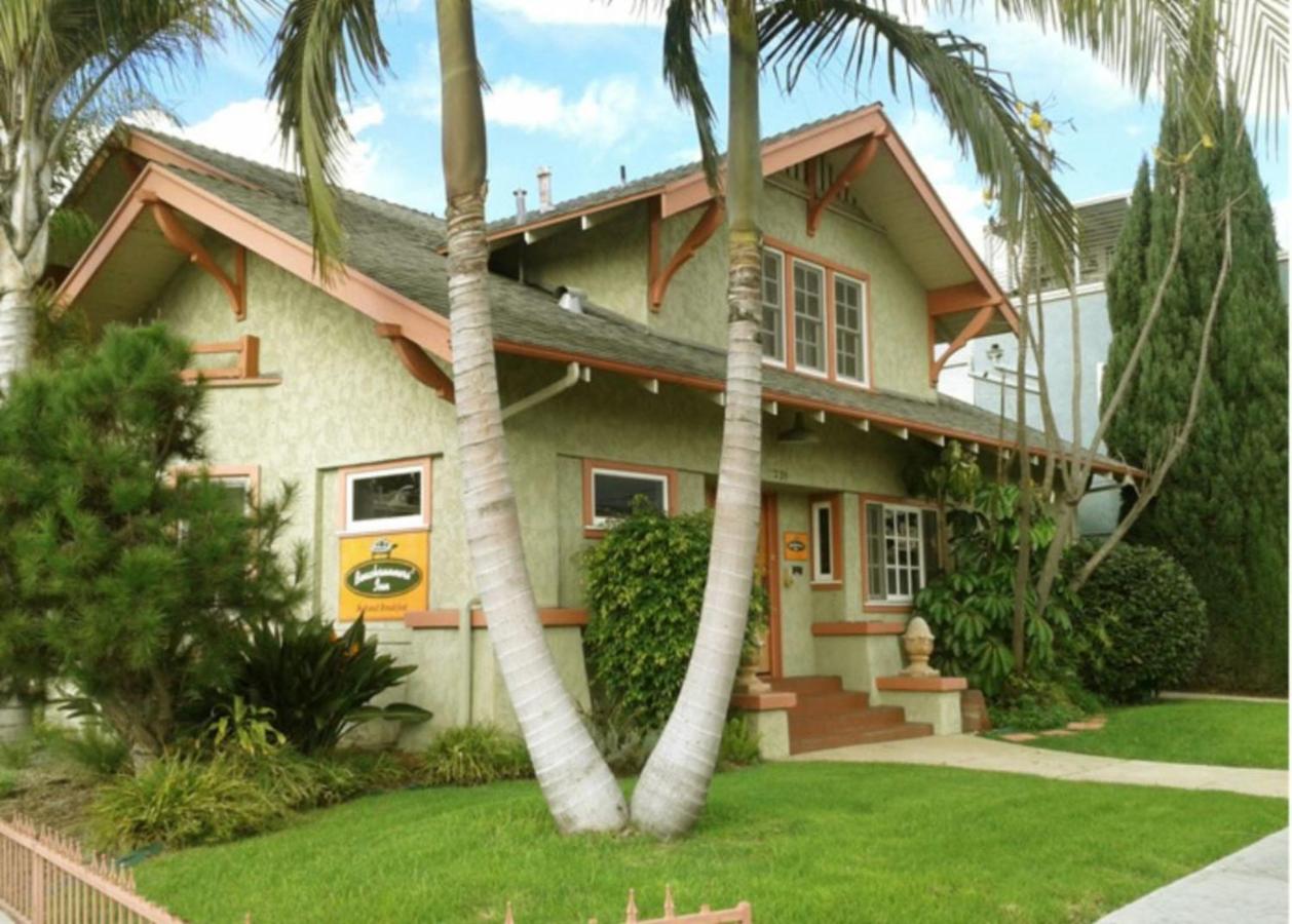 Image: Beachrunners Inn