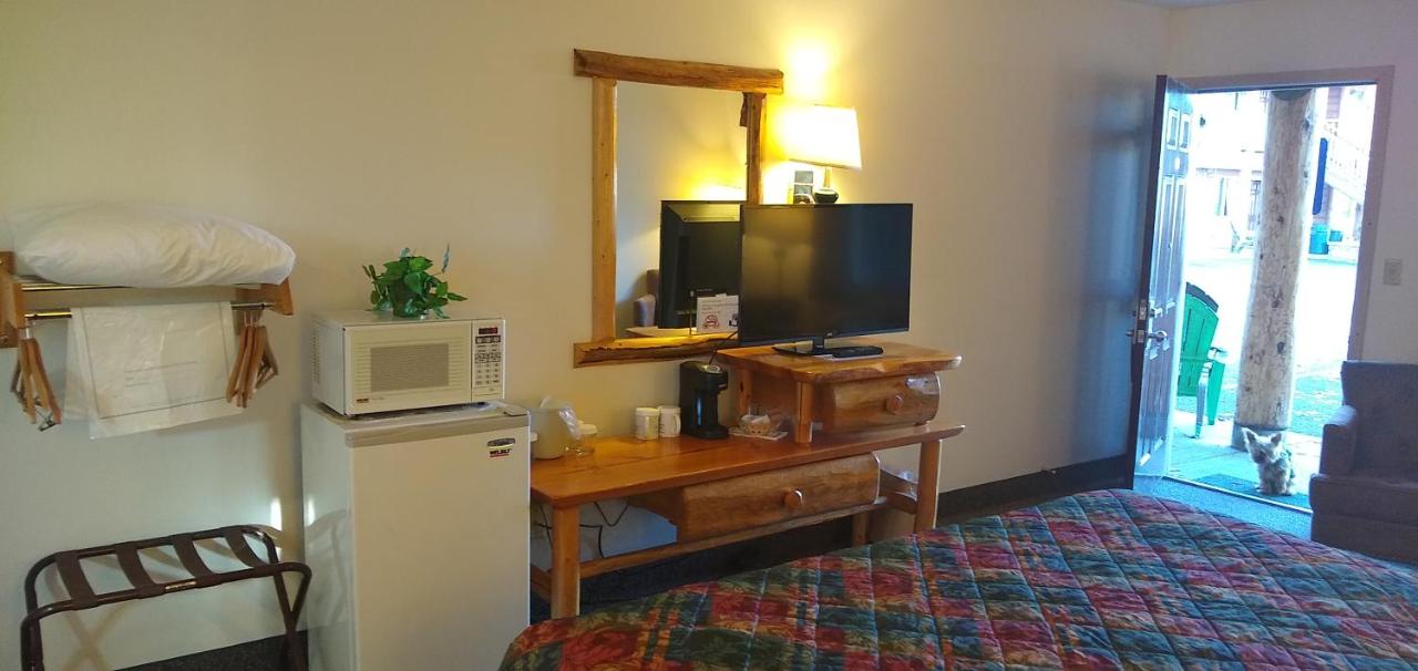 Ponderosa Motel — photo 4