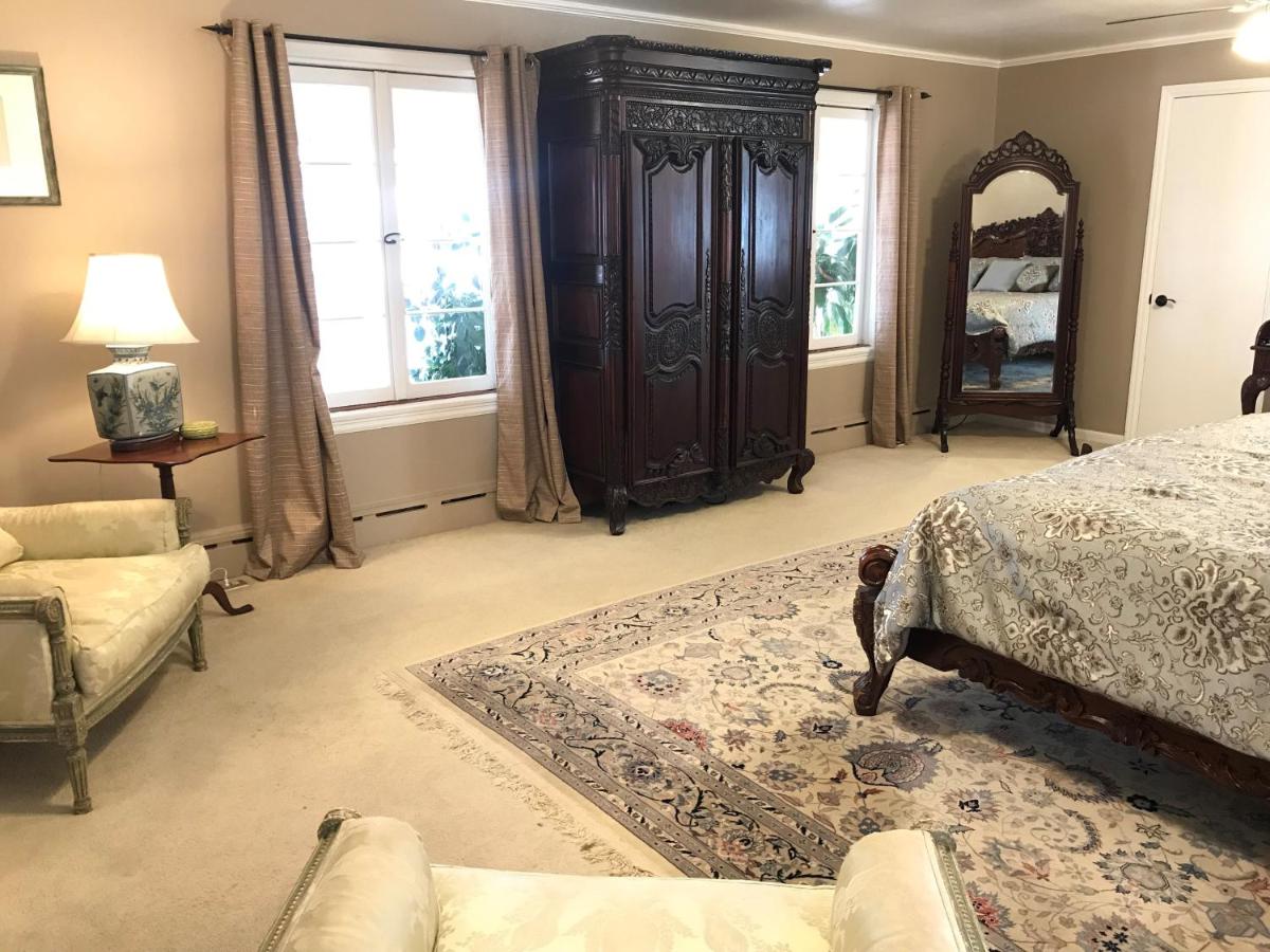 Casa Blanca Inn and Suites — photo 6