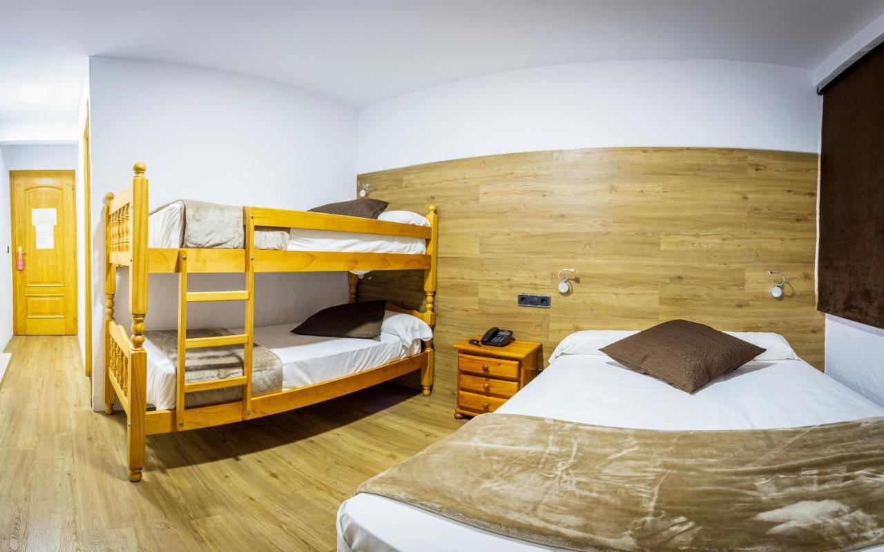 Hotel Les Neus photo
