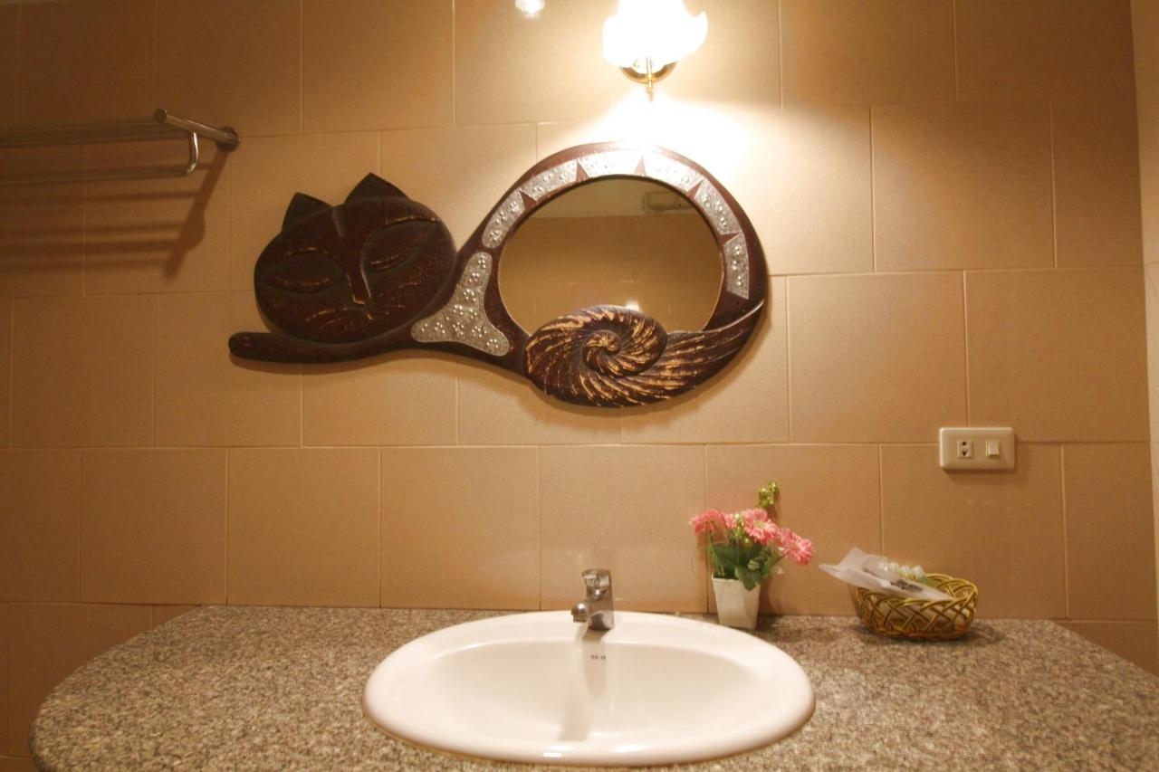 Baan Veerakit Hotel - 5