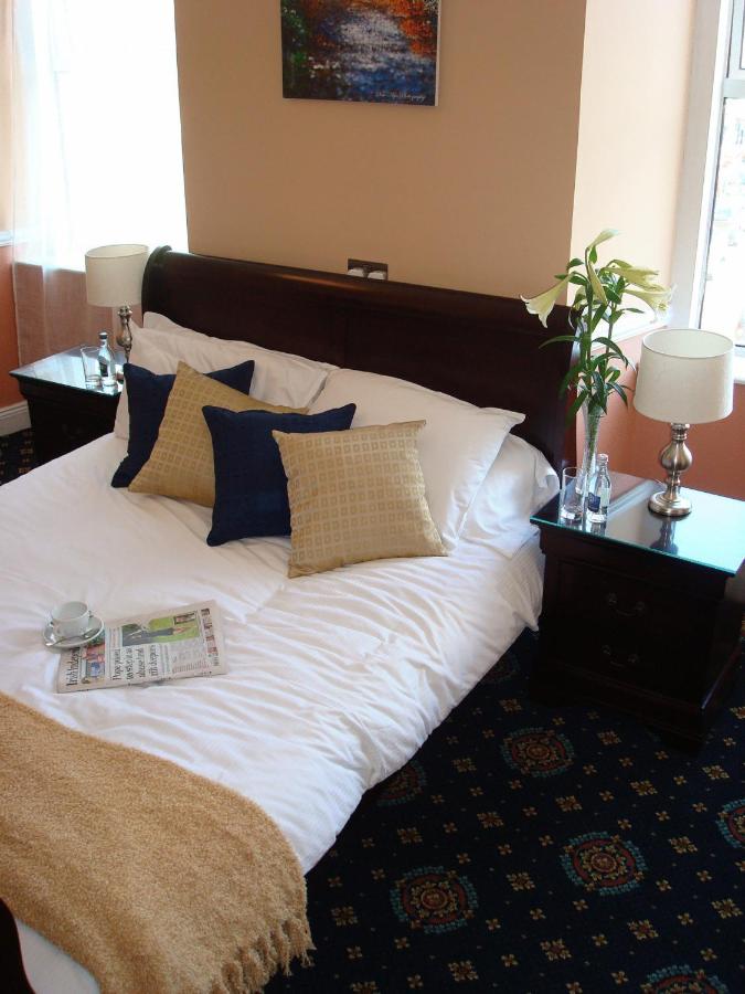 Cahir House Hotel - Laterooms